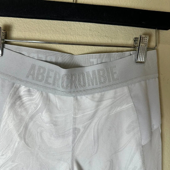 ABERCROMBIE & FITCH White & grey swirl pattern mesh inset crop leggings size XS - Picture 12 of 15